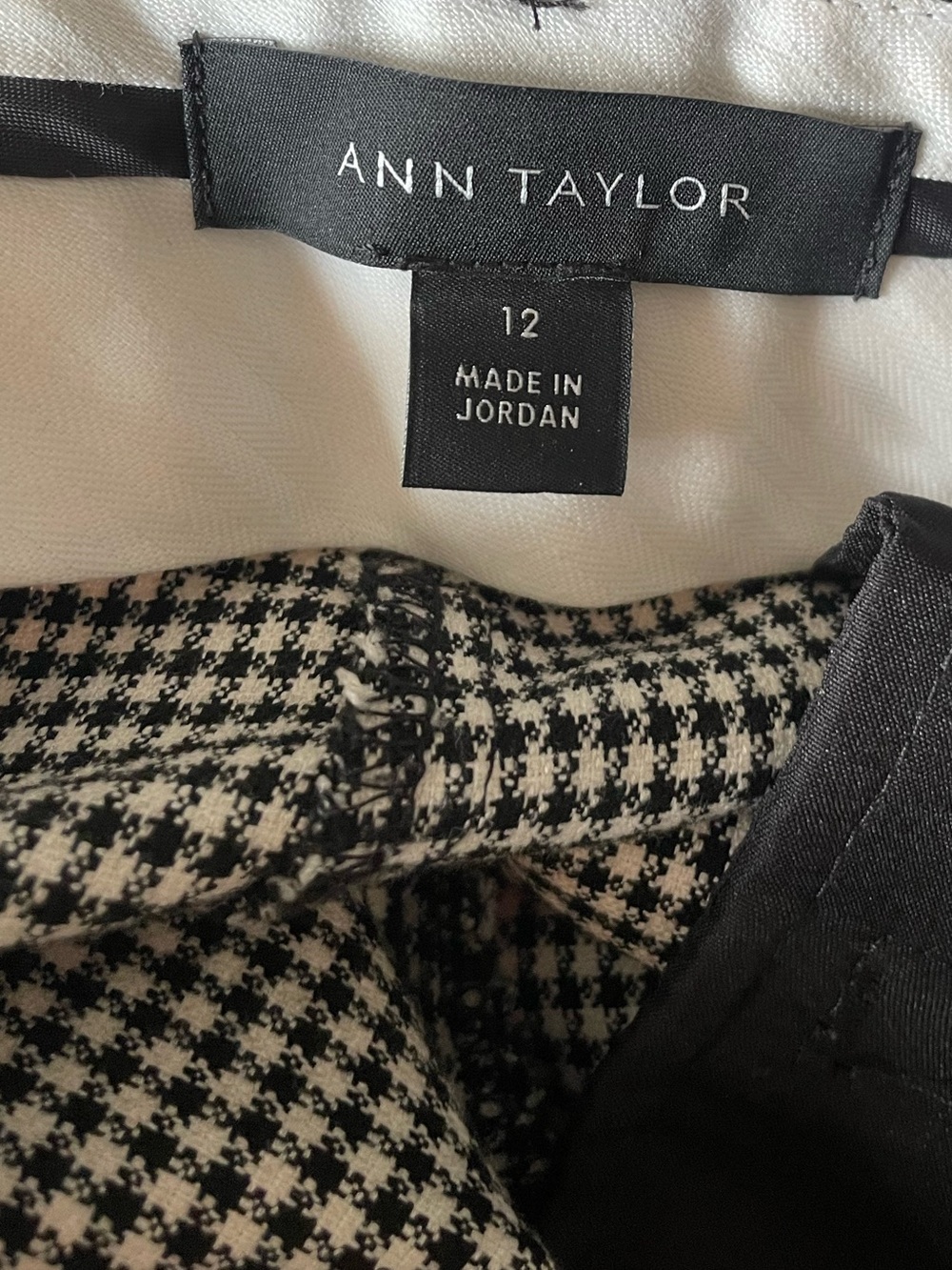 Ann Taylor Eva Houndstooth Ankle Pants Women’s Size 12 Black White Career Work - Picture 7 of 9